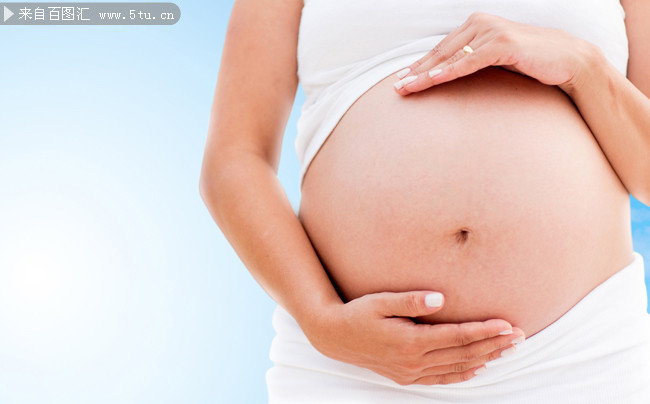 孕妇肚子摄影图片