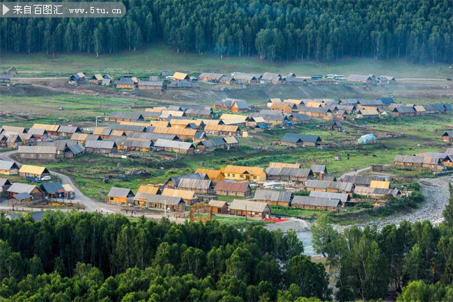 美丽的新疆风景图片素材