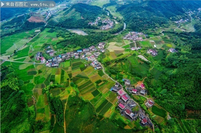 航拍小河镇尧田村风景图片