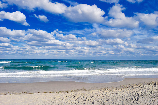 沙滩蓝天风景图片素材