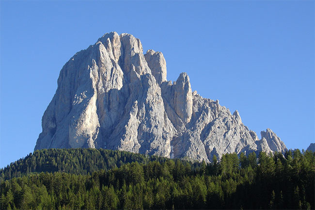 多洛米蒂山脉风景图片