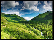 绿色高山景色素材图片 