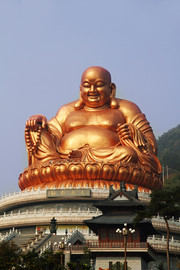 弥勒菩萨佛像雕像图片素材
