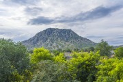 鸡鸣山风光