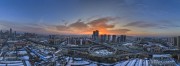 城市雪景日出全景图