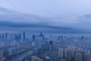 雨后城市建筑风光