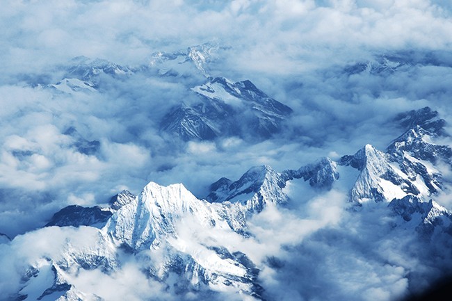 雪山风景航拍图片素材