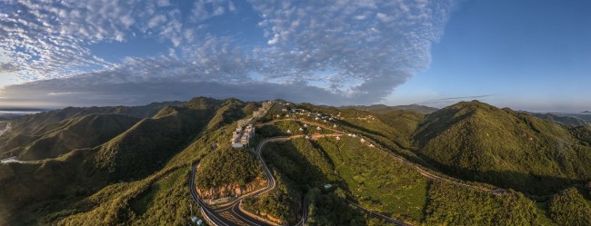 宽幅信阳何家寨露营基地全景