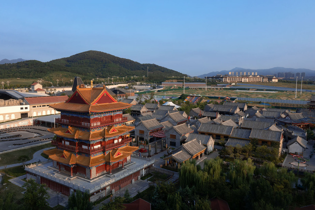 泰山秀城揽岳阁图片