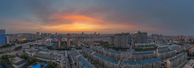 宽幅都市天际线的日暮之歌摄影下载
