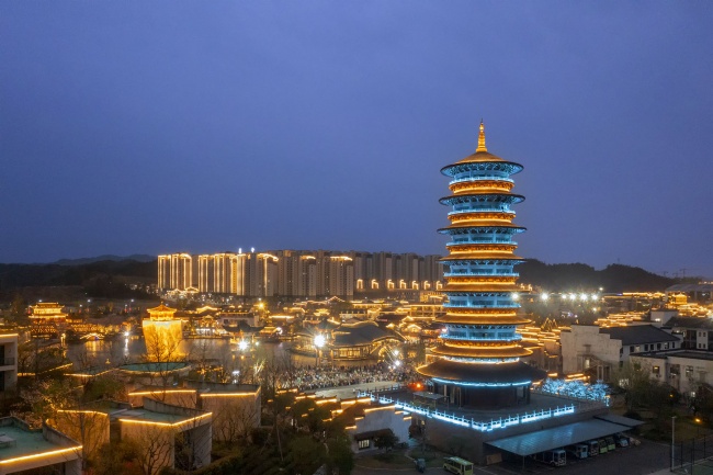 夜幕下的古韵新城夜景图片素材