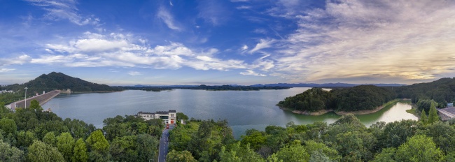 宽幅信阳南湾水库风光风景图片素材