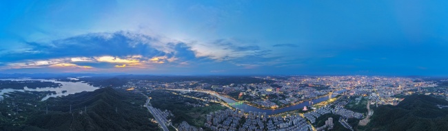 巨幅璀璨灯火映城市全景大图