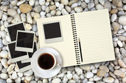 咖啡和笔记本图片