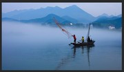 漓江打渔图片 渔夫摄影图片