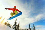 滑雪的运动员图片素材