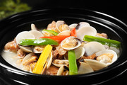 蛤蜊汤花甲美食菜品图片